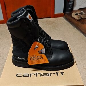 Black Carhartt Work boots. 10.5 Soft toe. 8". NWT Price is Negotiable 👌